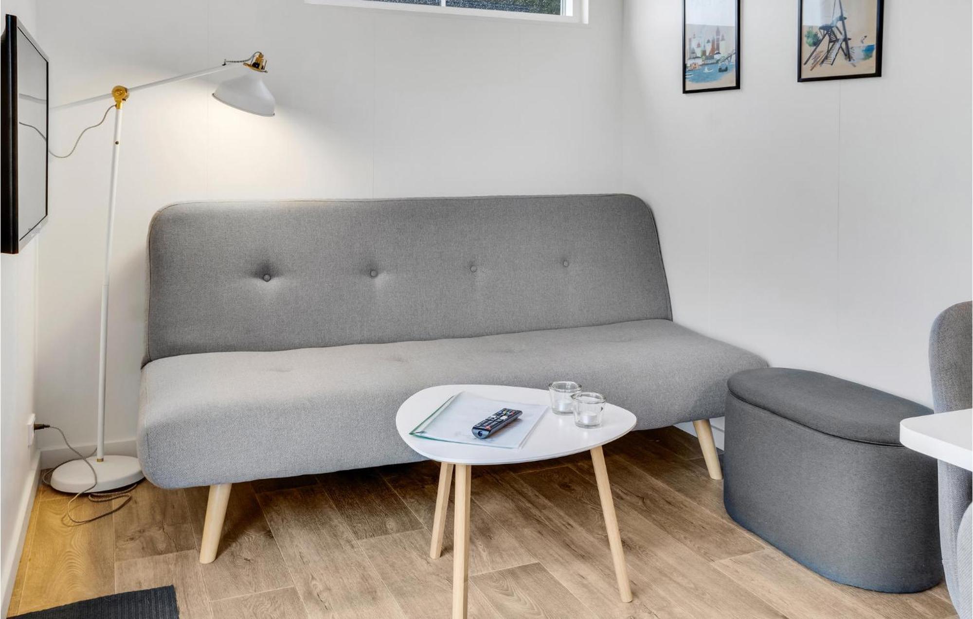 Amazing Apartment In Vaeggerlose With Kitchenette Bøtø By Esterno foto
